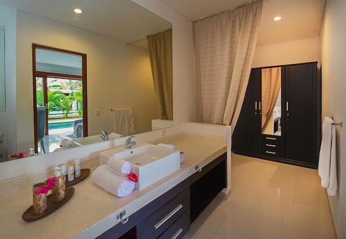Moonlight Villa Bali Nusa Dua  Extérieur photo